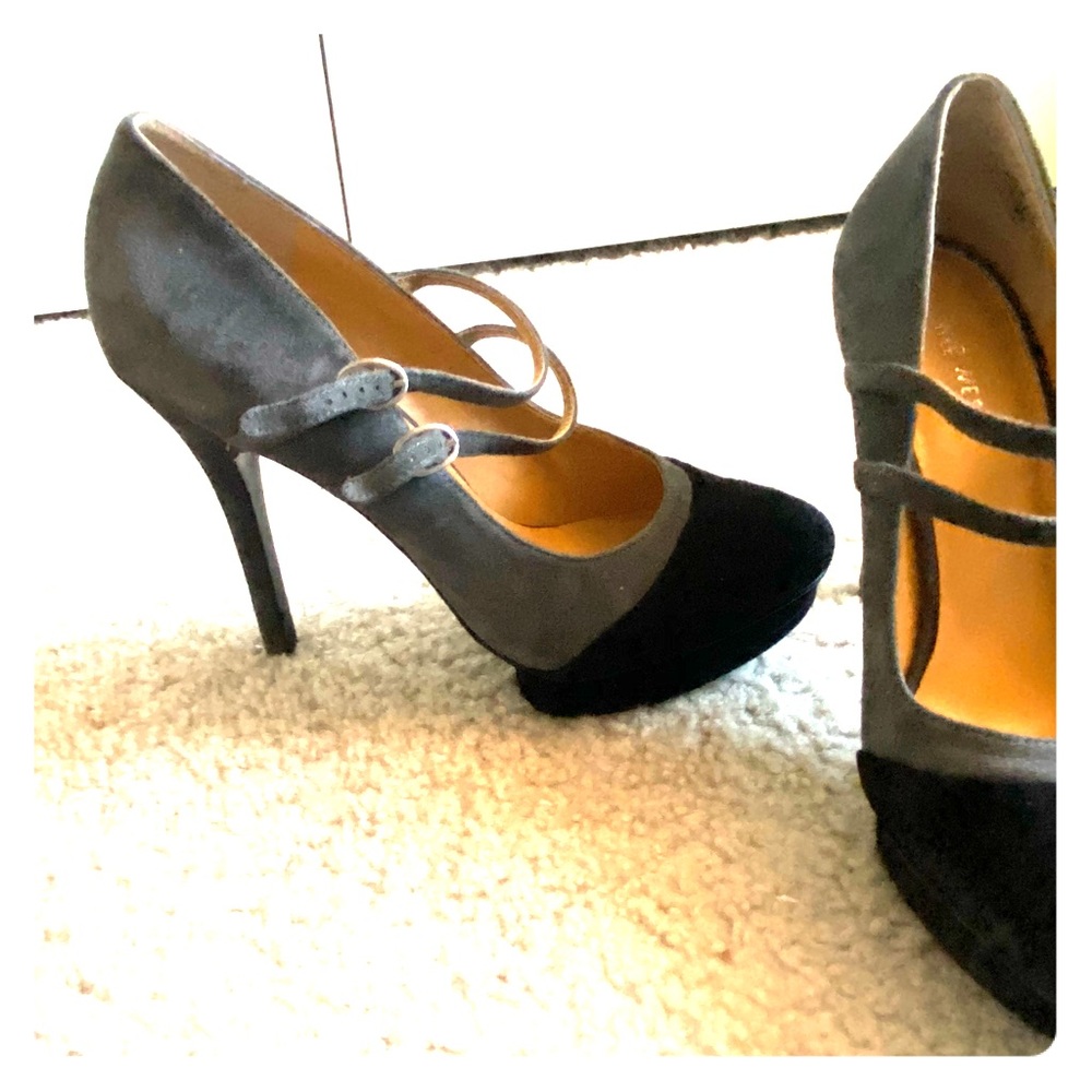 Nine West pumps